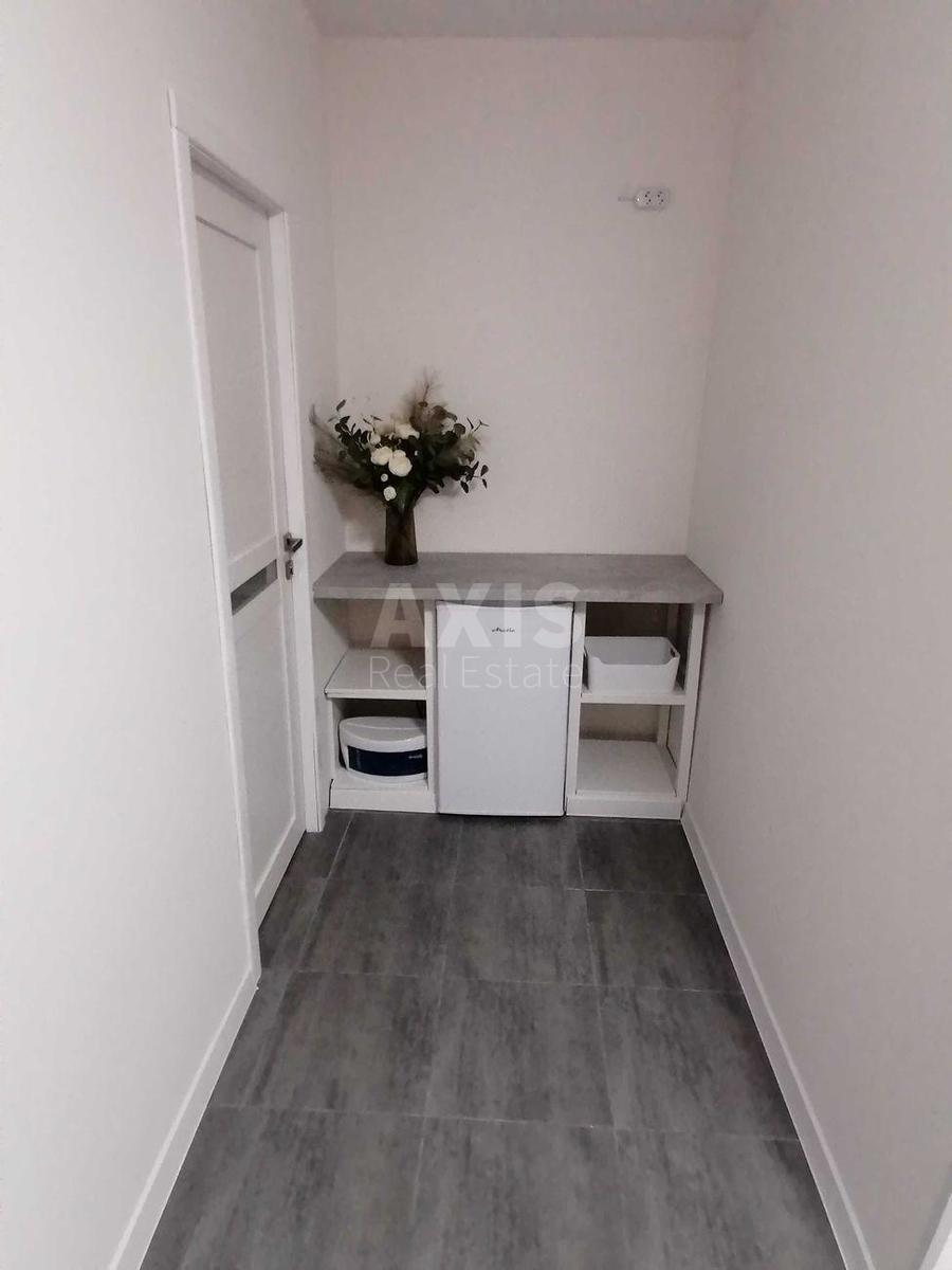 2k apartment vul. Malozemel'na 756