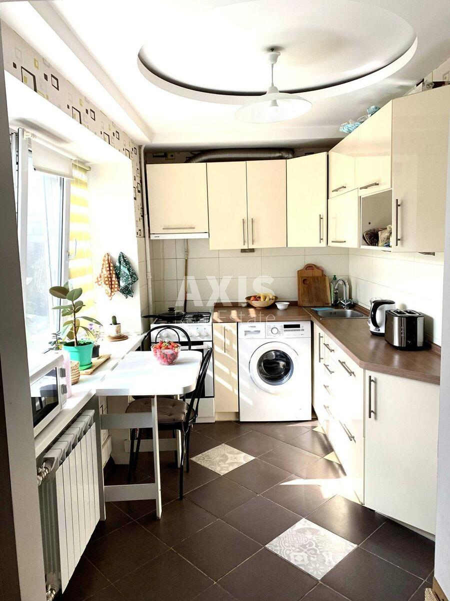2k apartment vul. Praz'ka 8