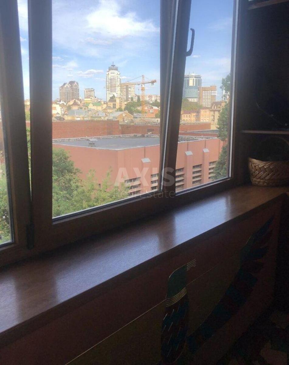 1k apartment vul. Dmytrivs'ka 26