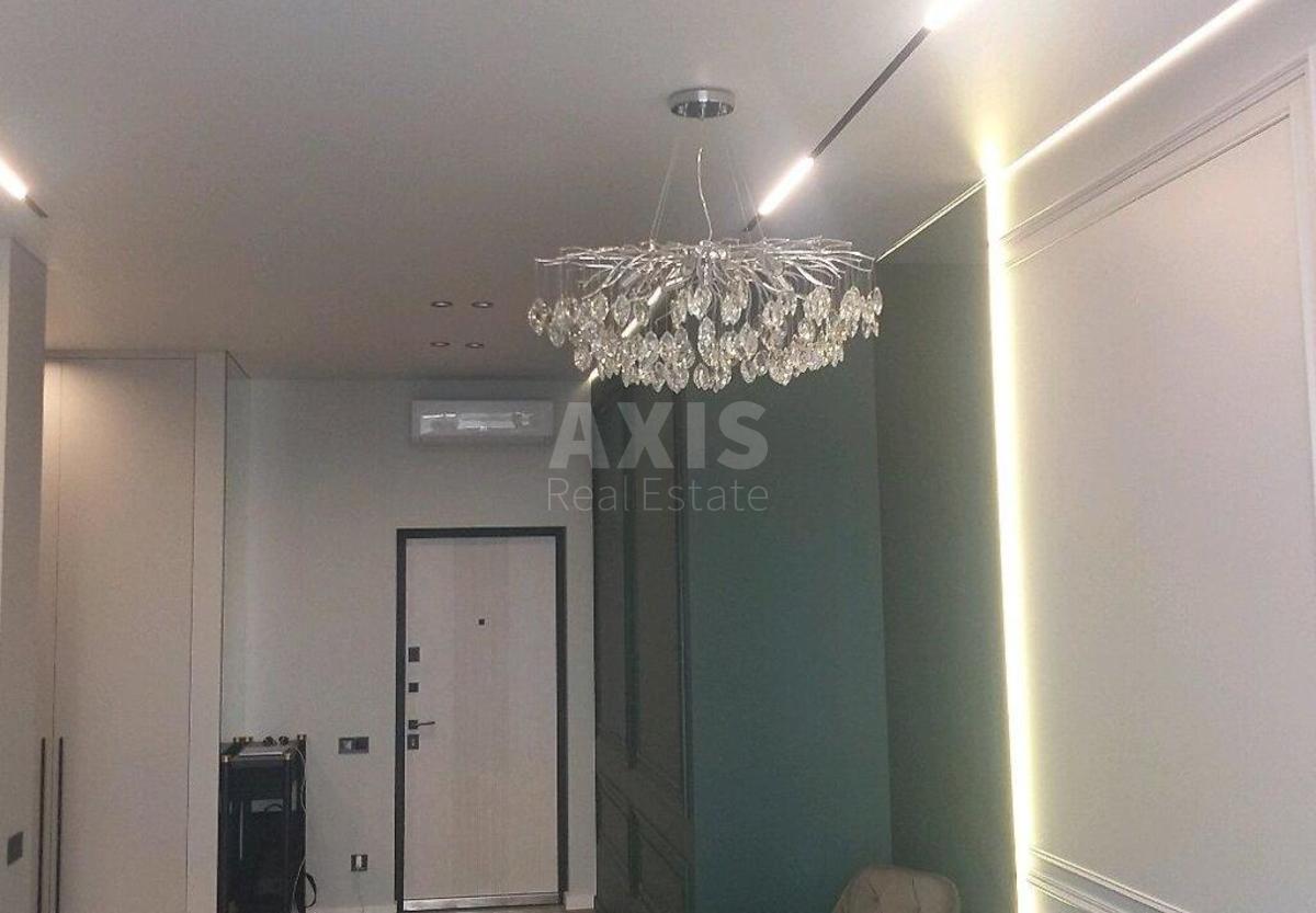 1k apartment vul. Dragomyrova Myhajla 4Б