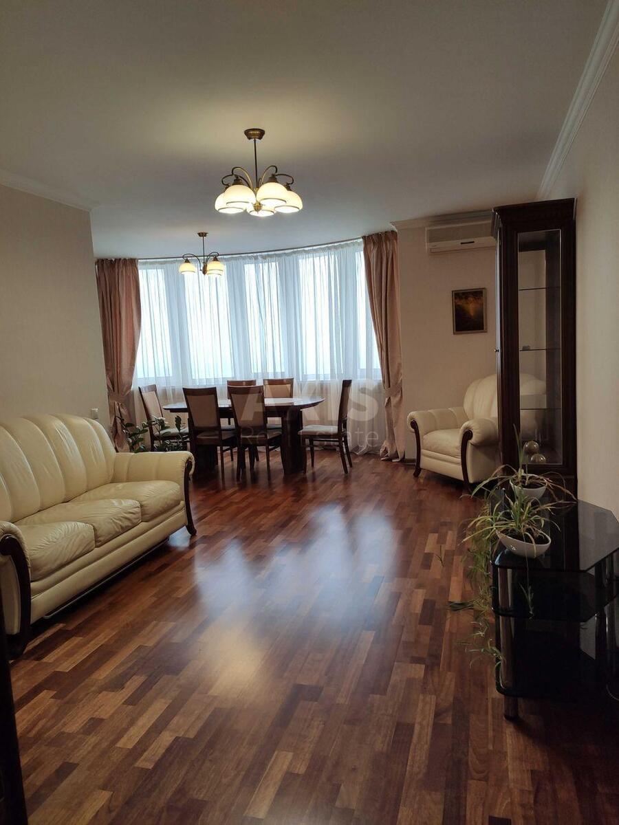 3k apartment vul. Vavylovyh 15А2