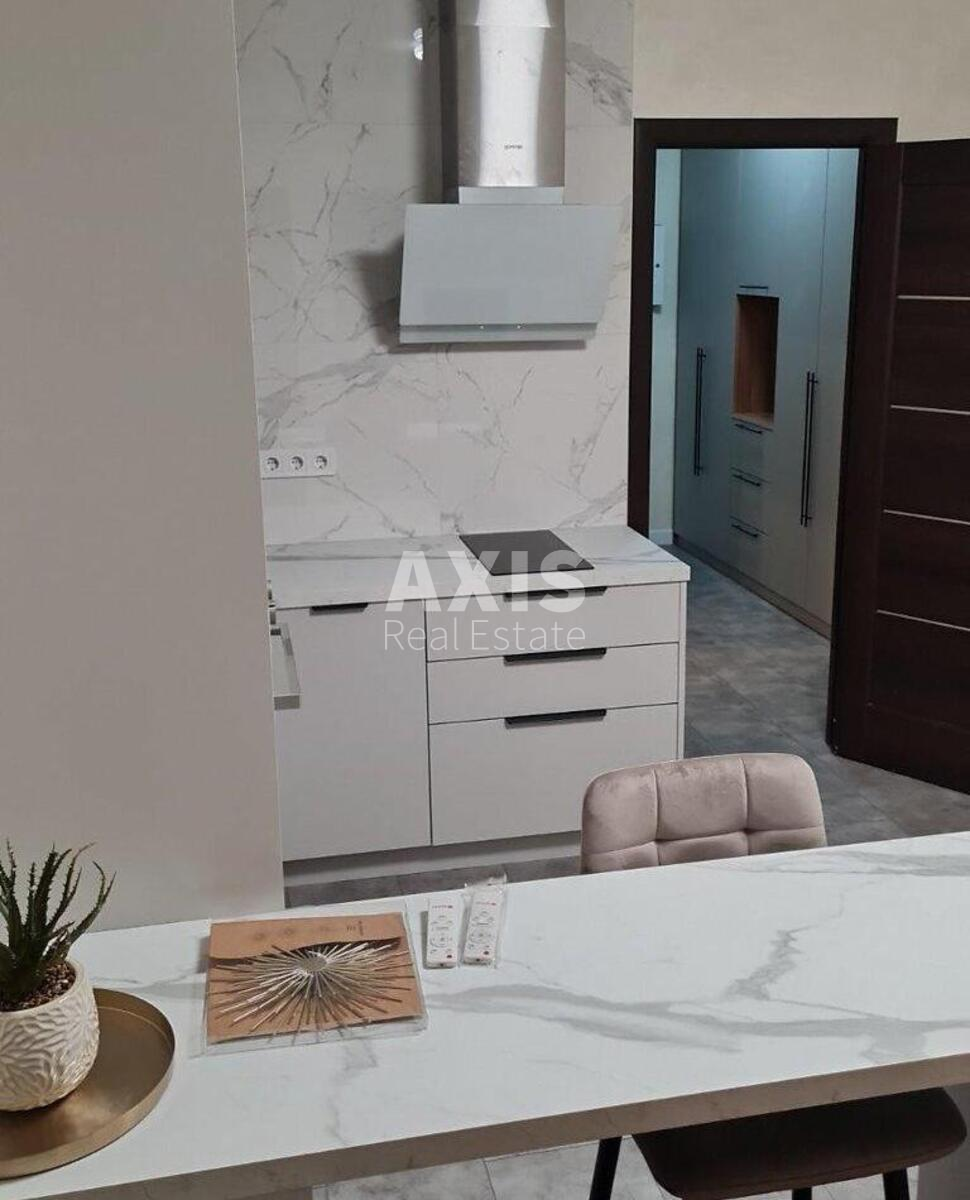 2k apartment vul. Petra Kalnyshevs'kogo 73