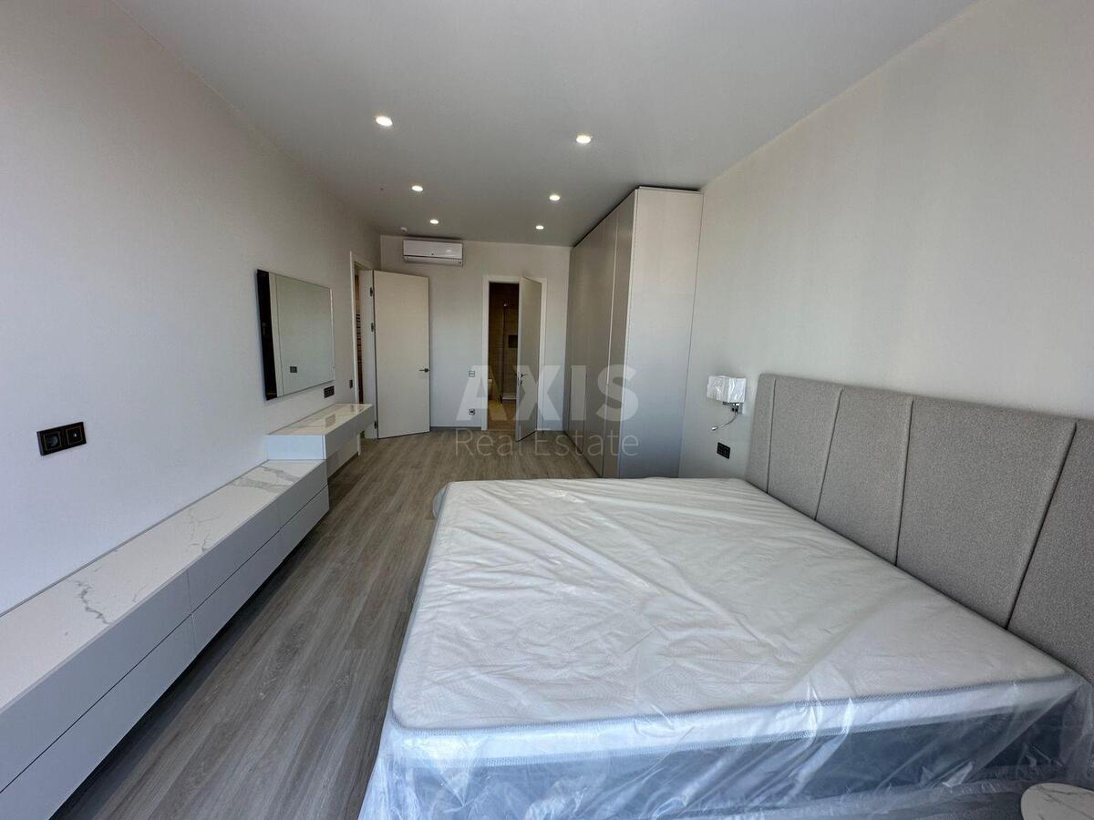 4k apartment vul. Antonovycha 1186