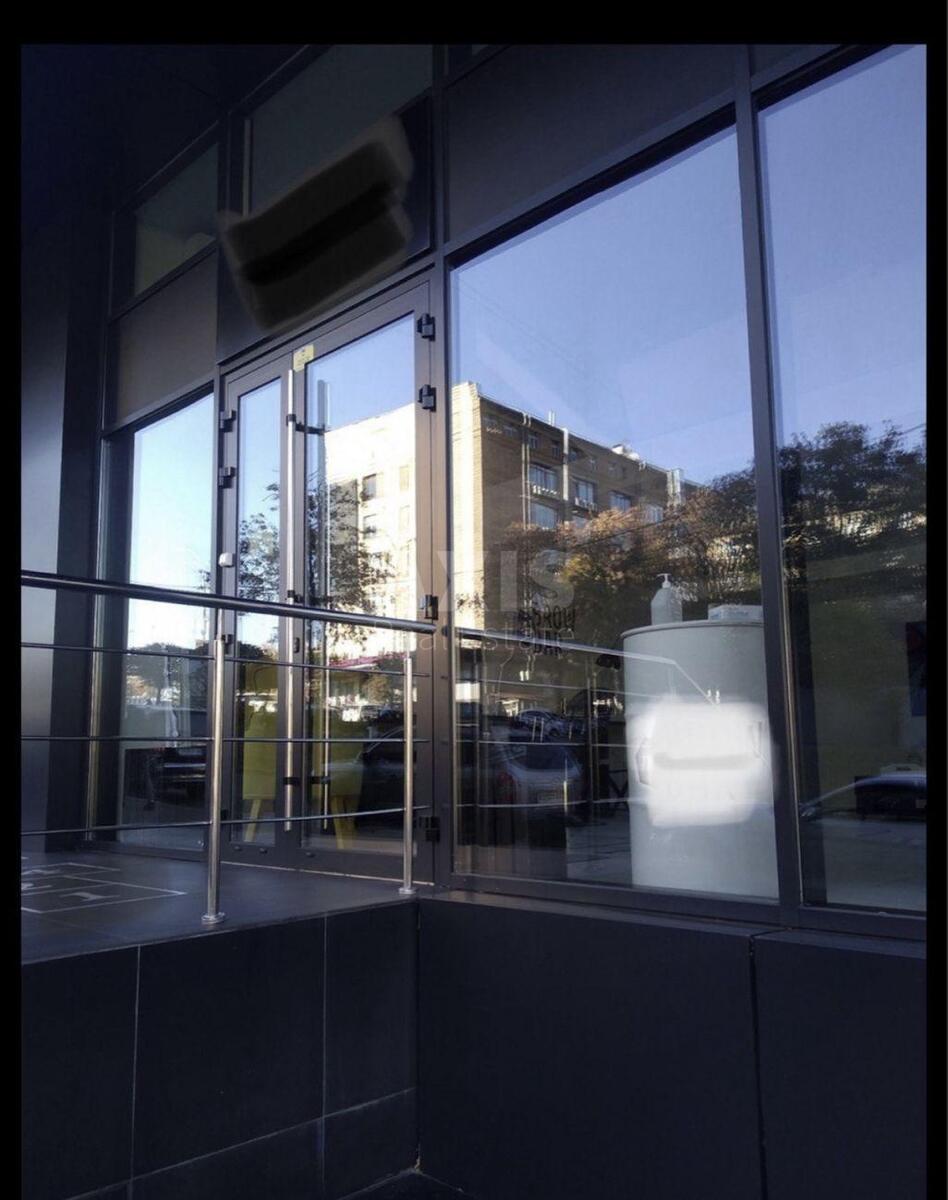 Trade object bul. Lesi Ukrai'nky 36/10, 80m2613410