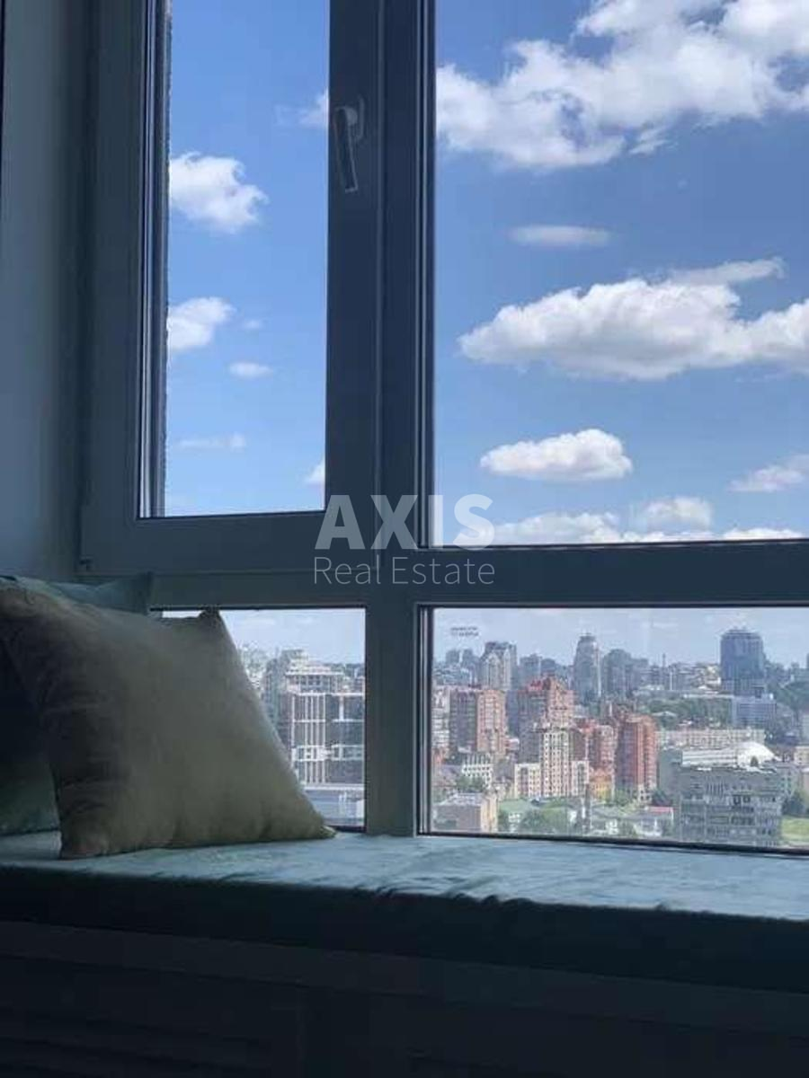 2k apartment vul. Sholudenka 1А4