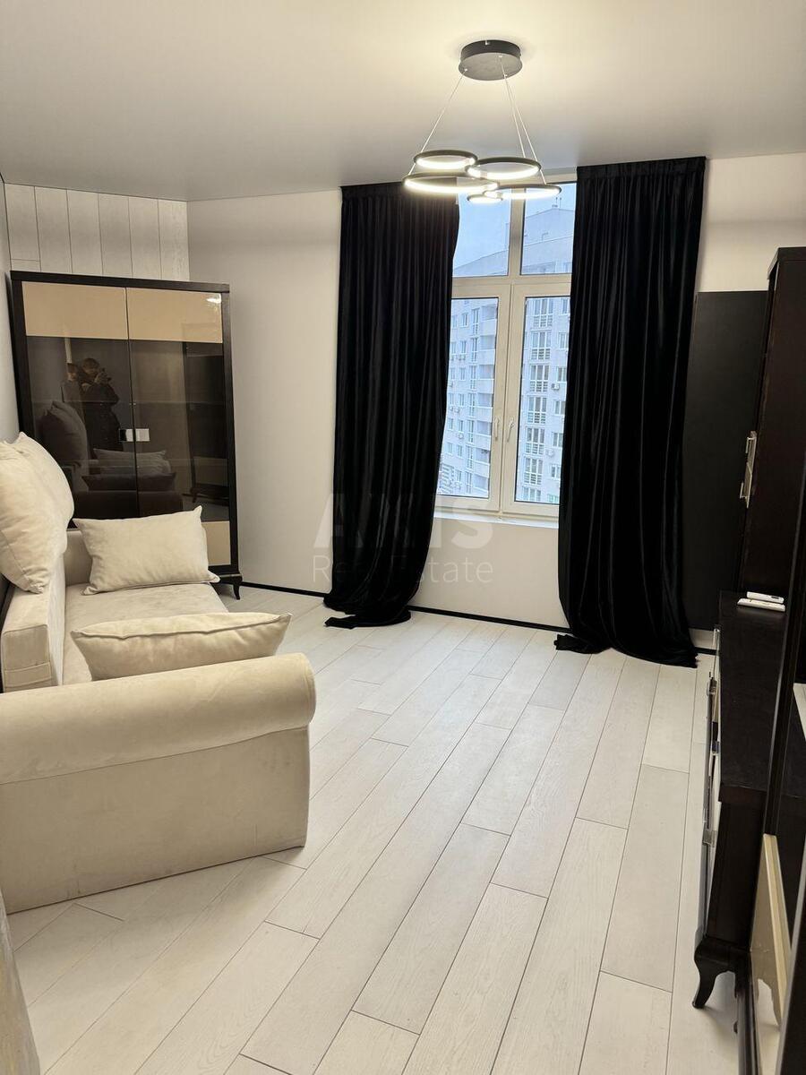 3k apartment vul. Sagajdaka Stepana 83