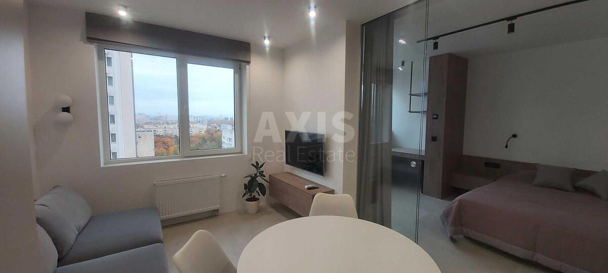 1k apartment vul. L'vivs'ka 15564881