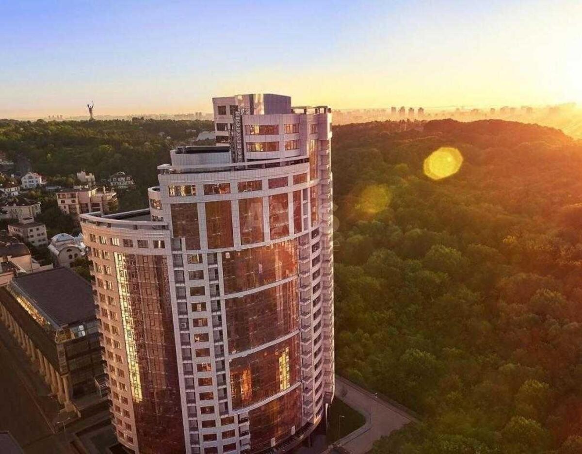 3k apartment vul. Kudri Ivana 1Б
