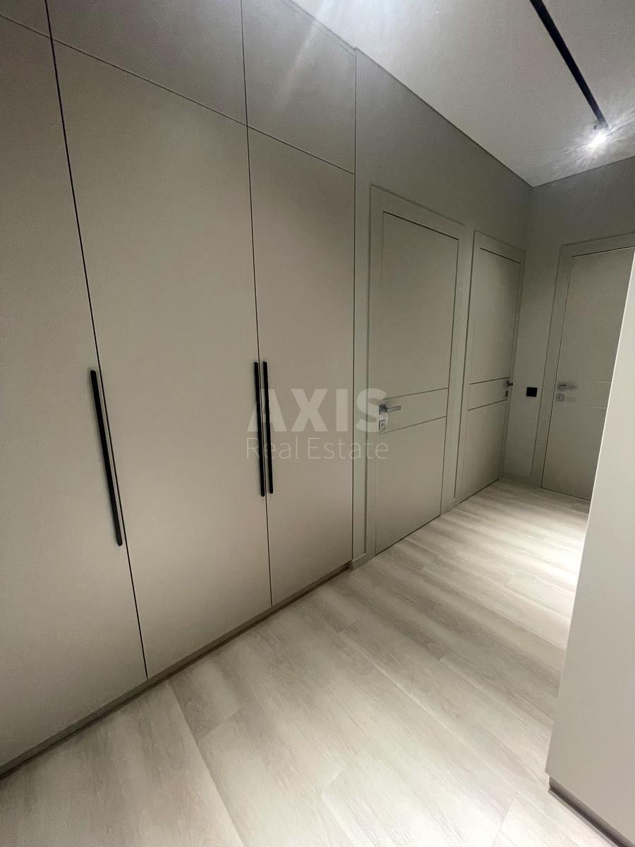 2к квартира ул. Александра Олеся 10612581