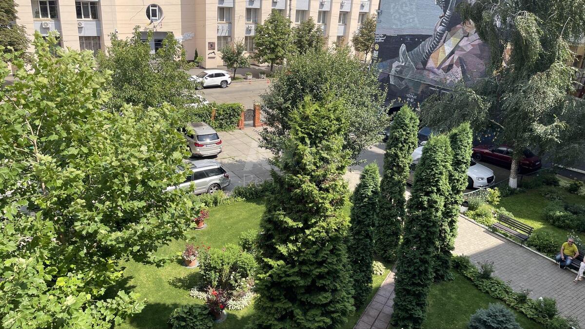 Office vul. Mezhygirs'ka 5, 125m2626337