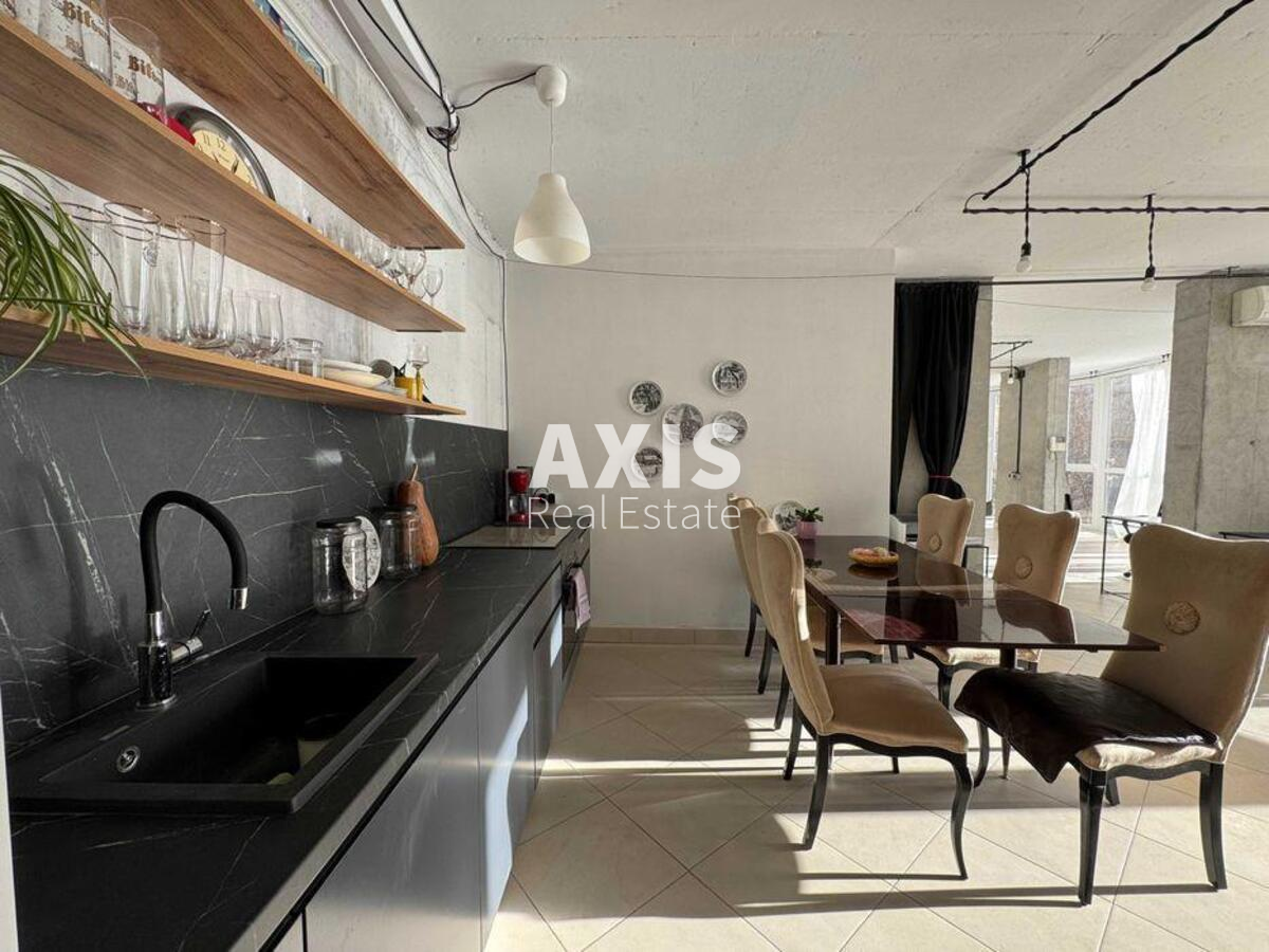 Office vul. Ahmatovoi' Anny 44, 120m2493677