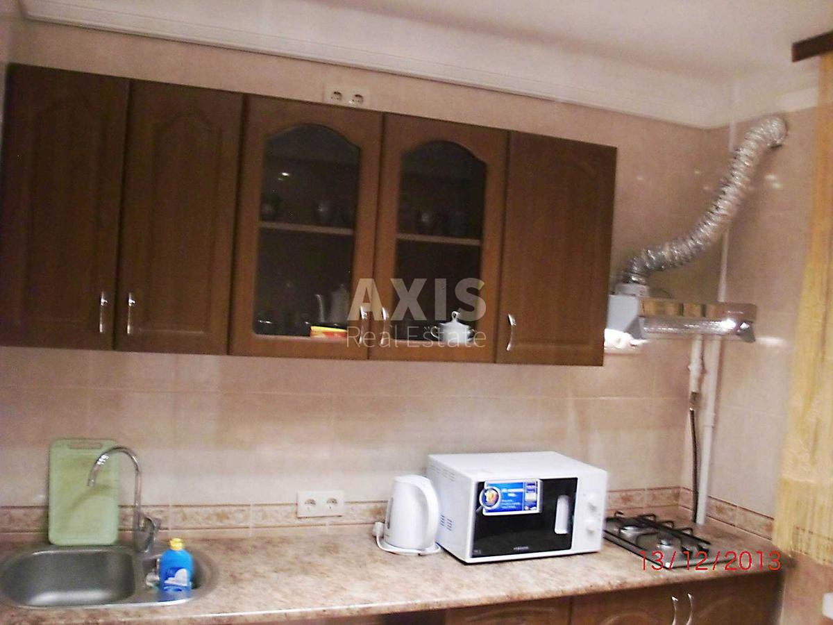 2k apartment pr-t Berestejskij 12