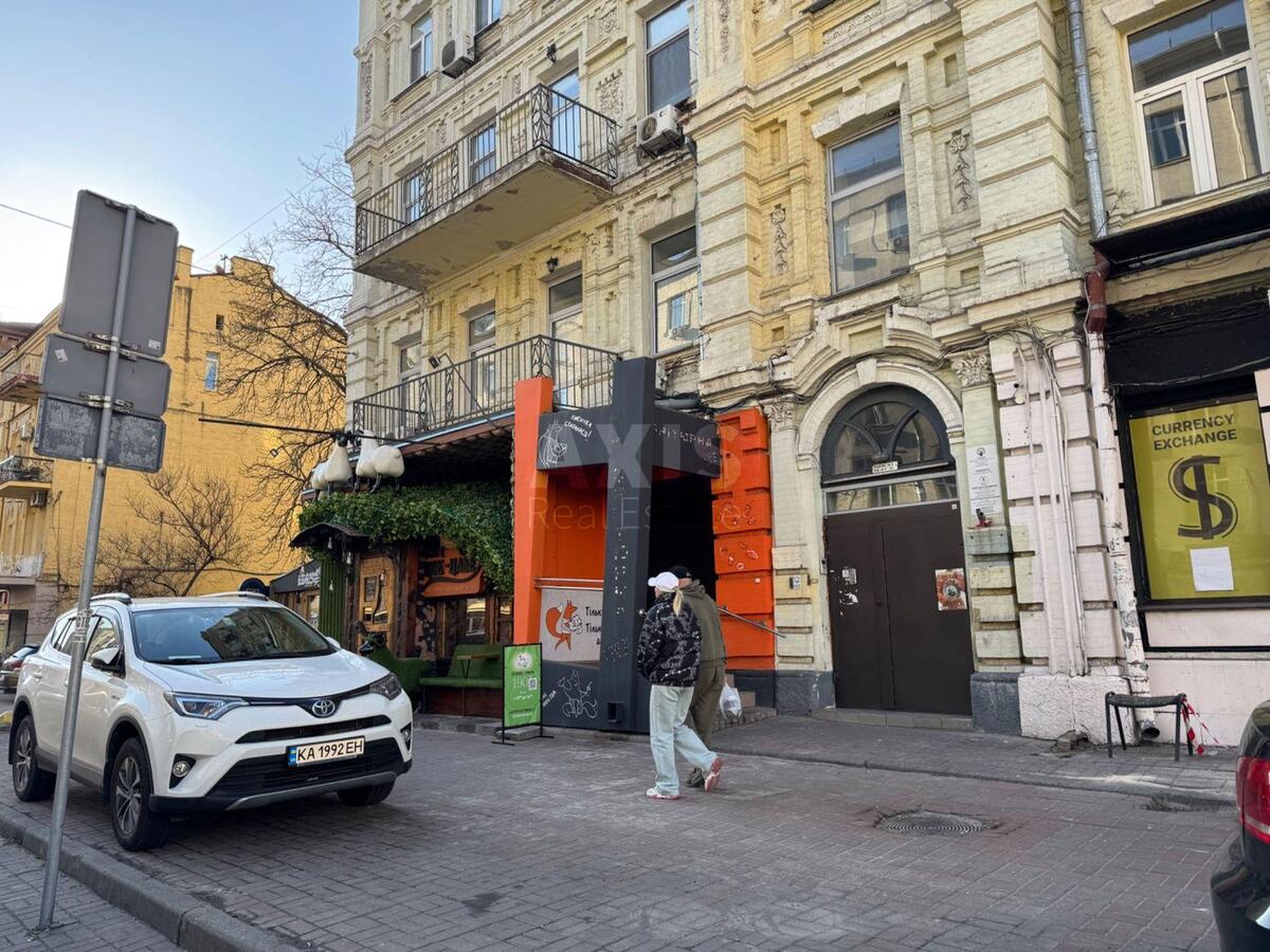 Office vul. Dilova 5Б, 200m2
