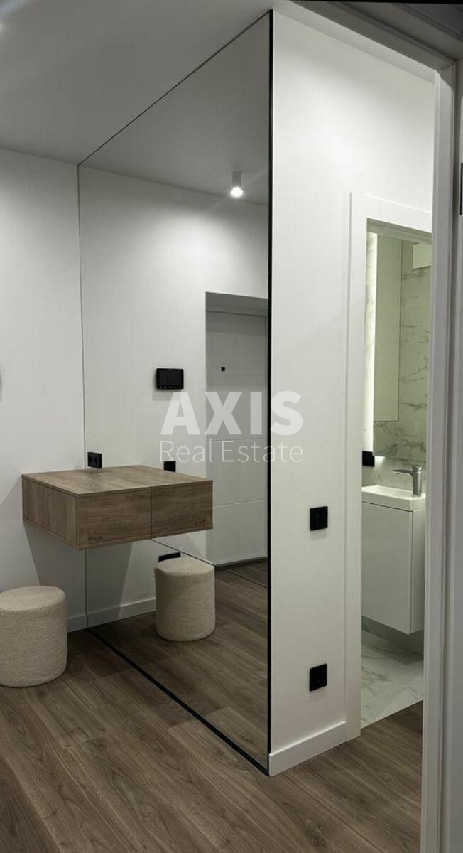 2k apartment vul. Staronavodnyc'ka 63