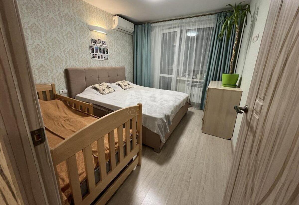 2к квартира пр-т Оболонский 18А481616