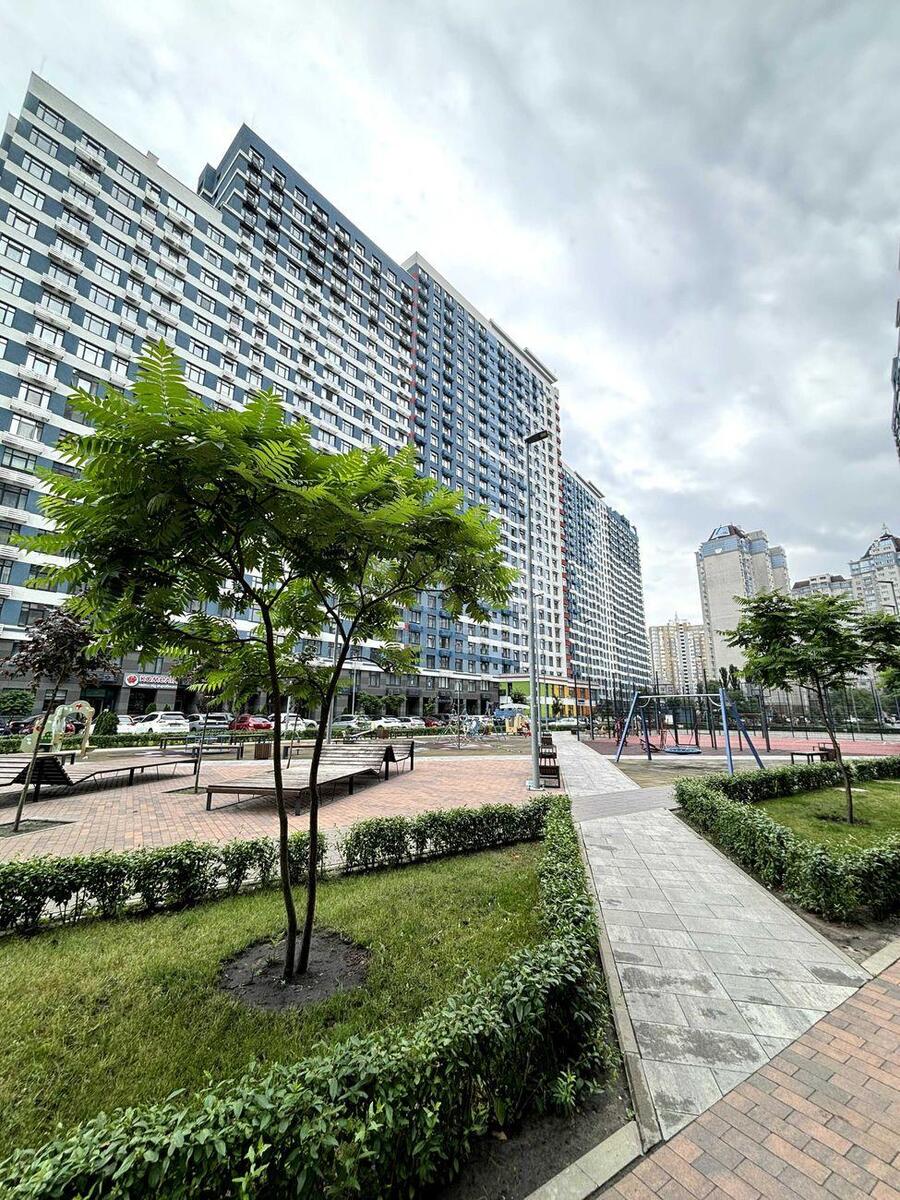 2k apartment vul. Sverstjuka Jevgena 46197916