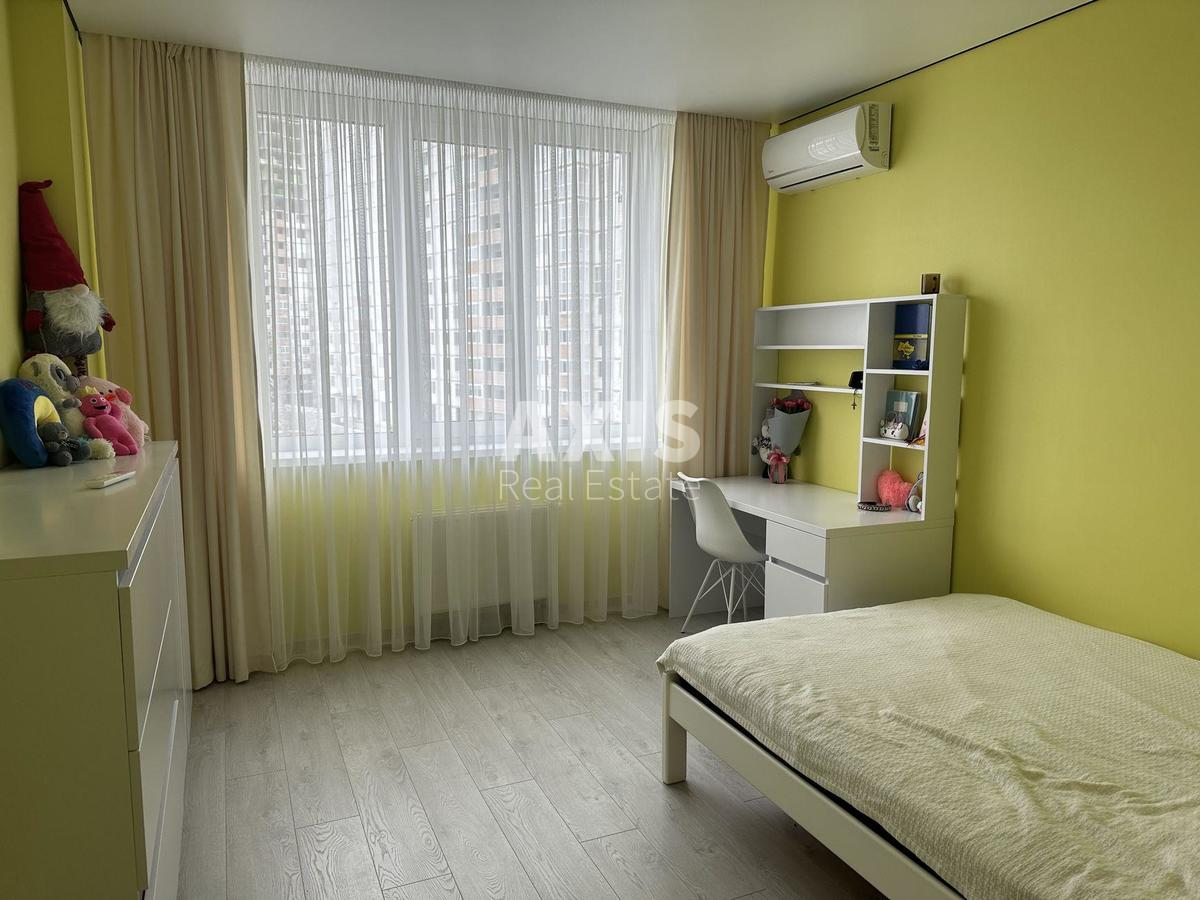 3k apartment vul. Zabolotnogo Akademika 152