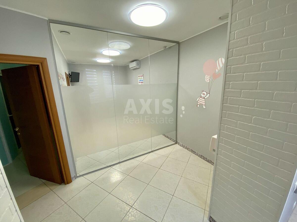 Office pr-t Geroi'v Stalingrada 4, 237m29