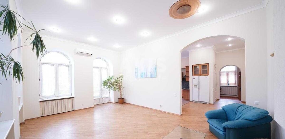 Office vul. Ljuterans'ka 12, 135m24