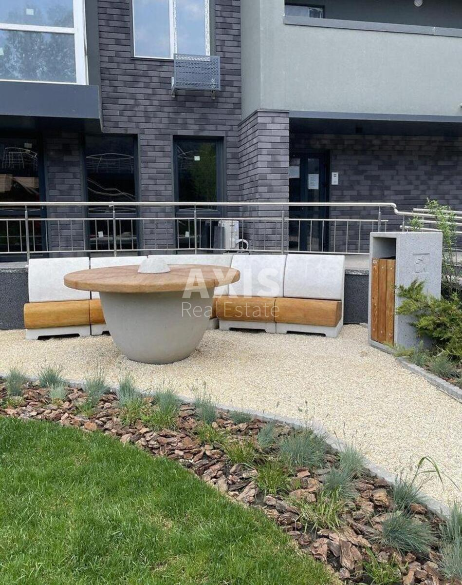 1k apartment vul. Naumova Generala 1Б10