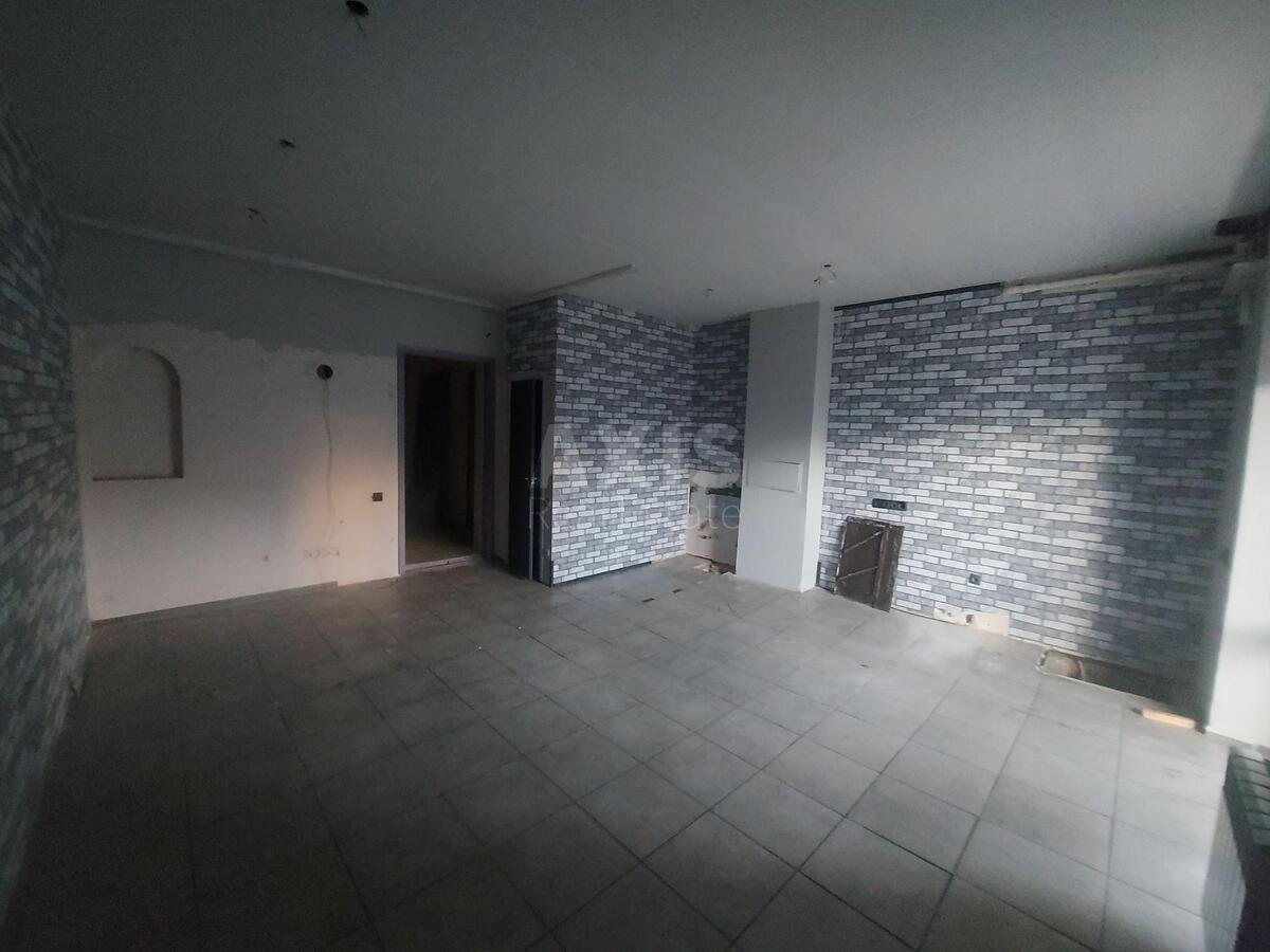 Объект торговли ул. Новодарницкая 13, 35м20