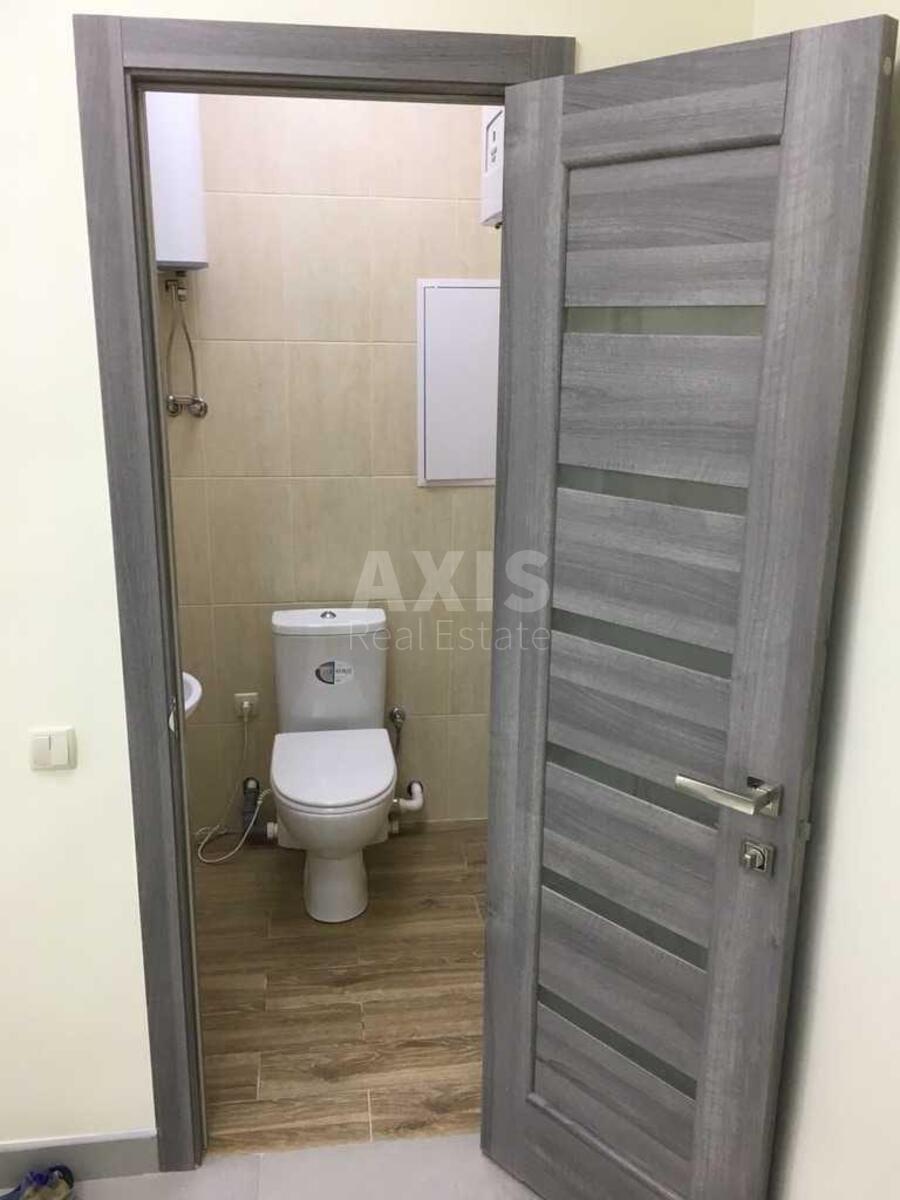 Trade object vul. Lebedjeva Mykoly 4/39А, 62m2587786