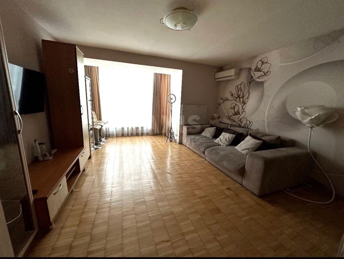 1k apartment vul. Jaltyns'ka 5Б589156