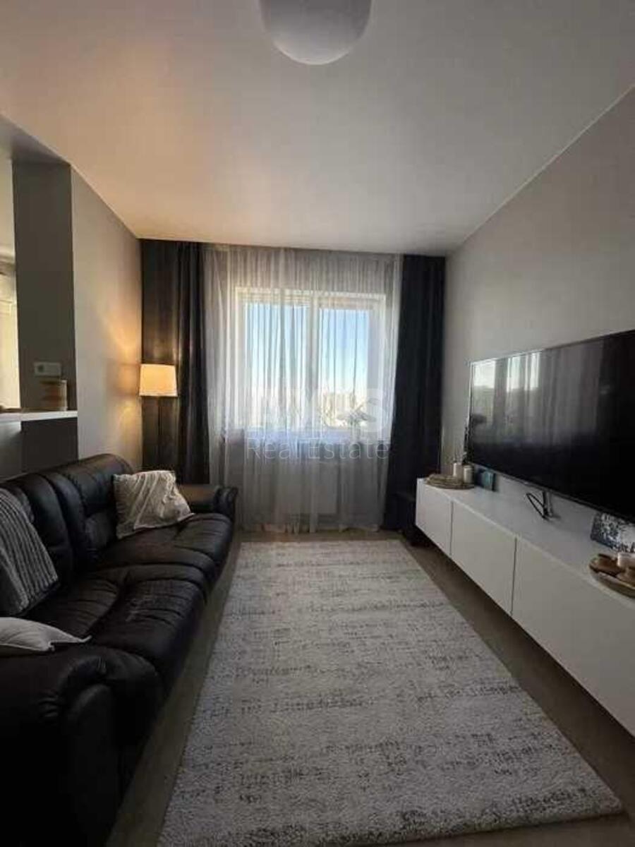 3k apartment vul. Novopol'ova 22