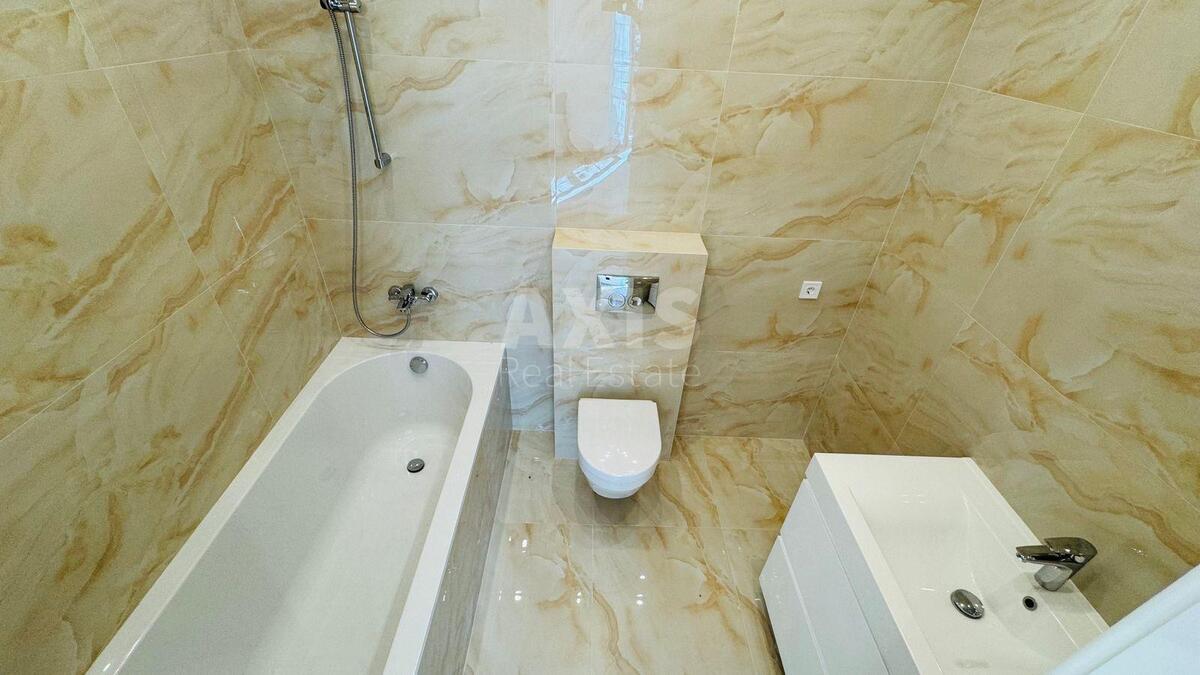 3k apartment vul. Pyrogovs'kogo Oleksandra 19/810