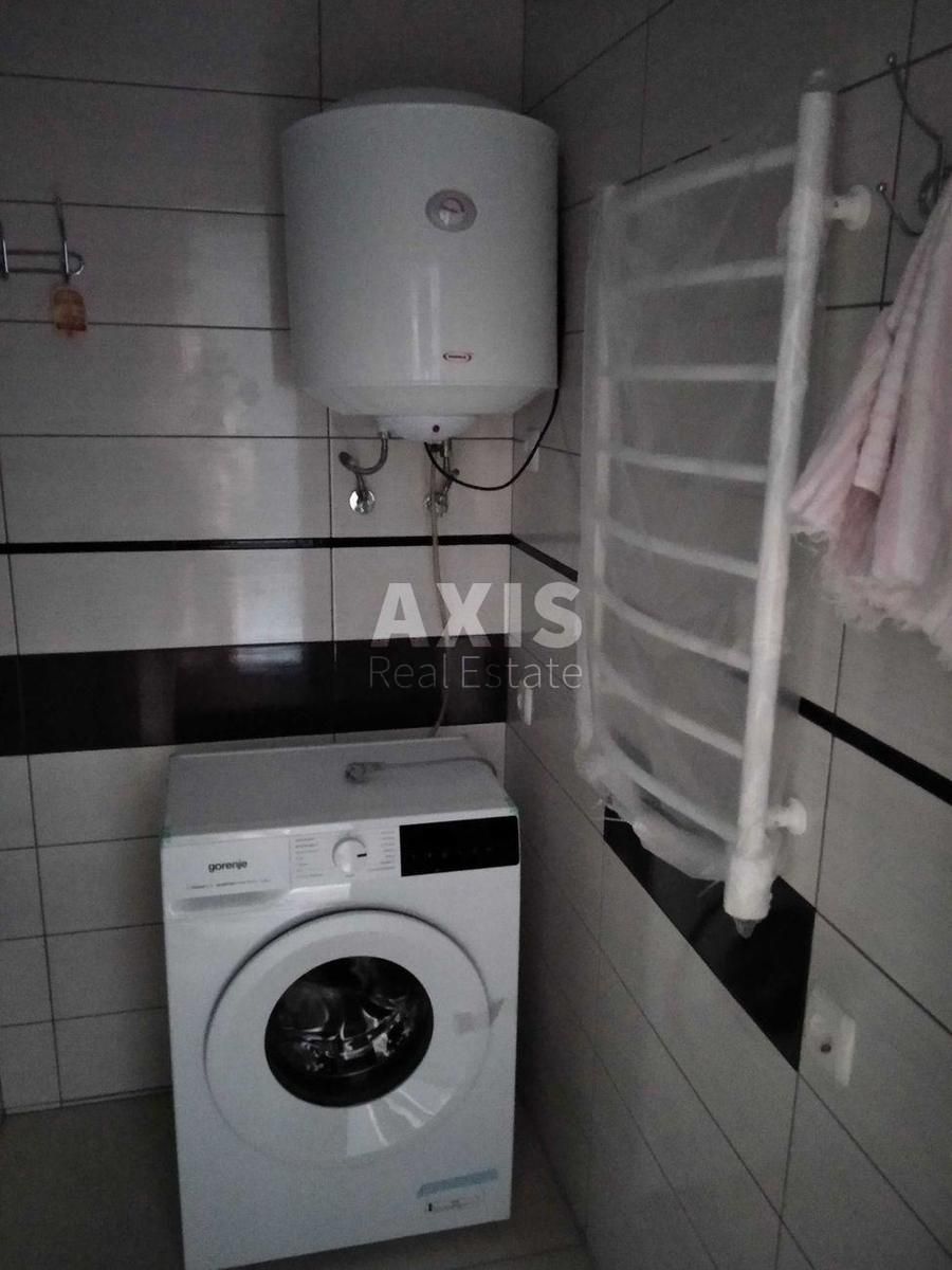 2k apartment nab. Dniprovs'ka 16
