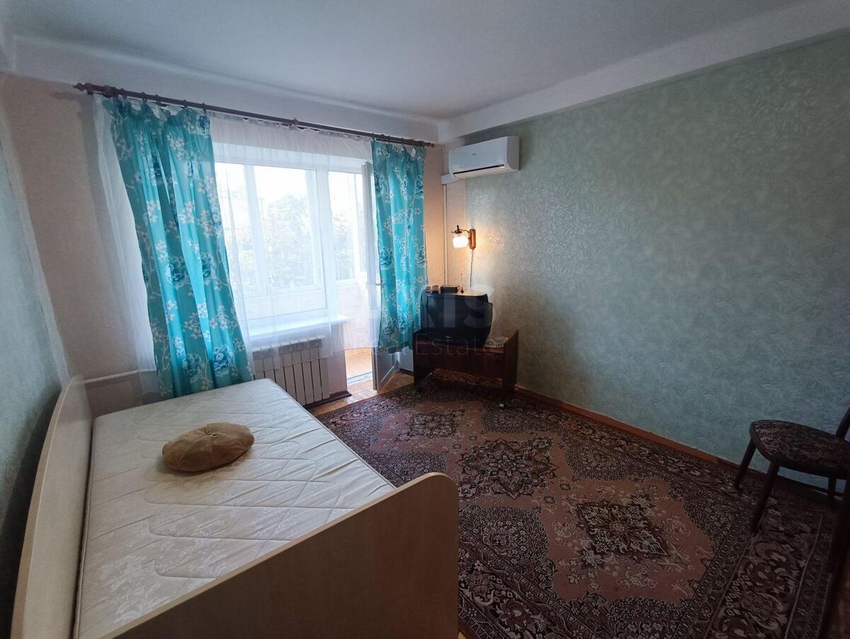 2k apartment vul. Parkovo-Syrec'ka 1211