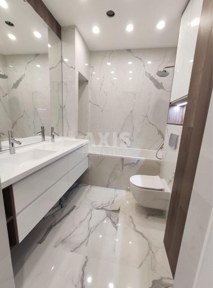 3k apartment vul. Oleny Pchilky 32