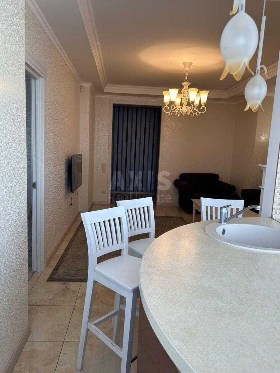 3k apartment vul. Chornovola V'jacheslava 27638212