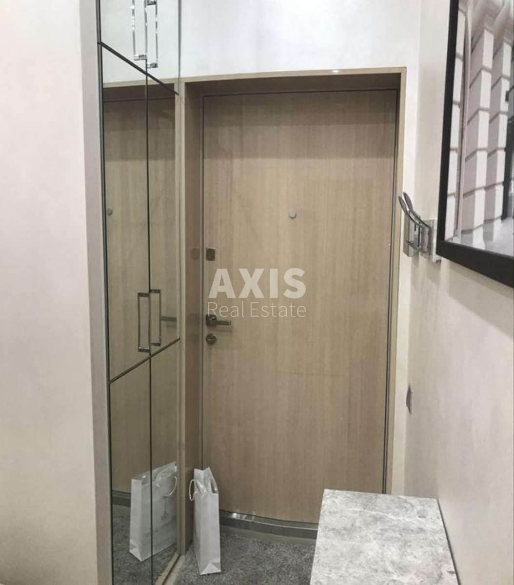 1k apartment vul. Dragomyrova Myhajla 183