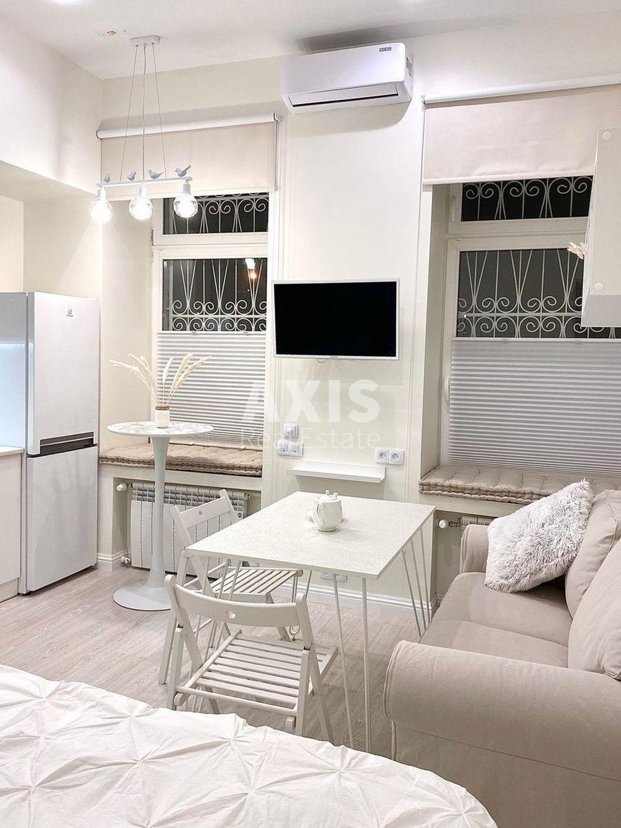 1k apartment vul. Jurkivs'ka 371
