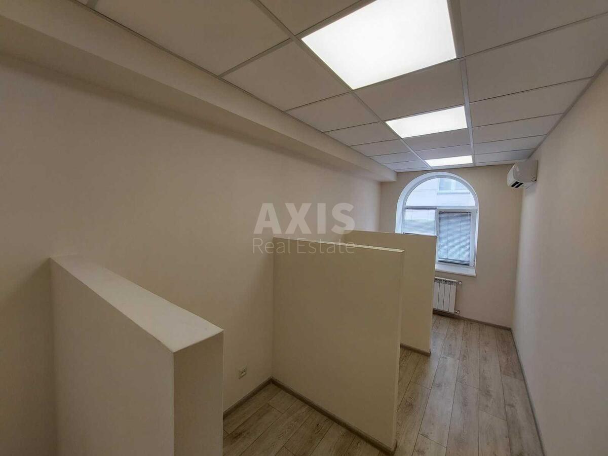 Office vul. Glybochyc'ka 17, 95m24