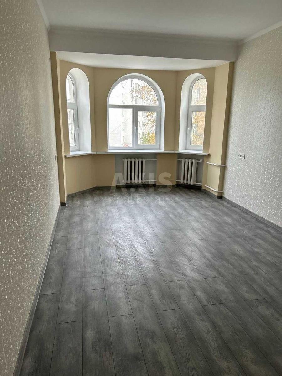 2k apartment vul. Bogatyrs'ka 32