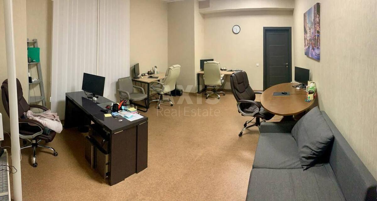 Office vul. Obolons'ka naberezhna 1, 25m22