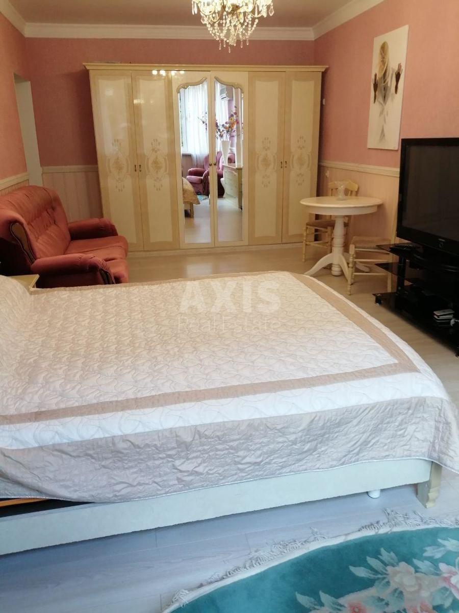 3к квартира ул. Ирининская 33