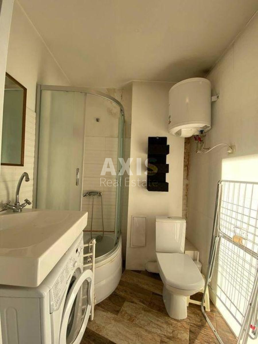 1k apartment vul. Mezhygirs'ka 782