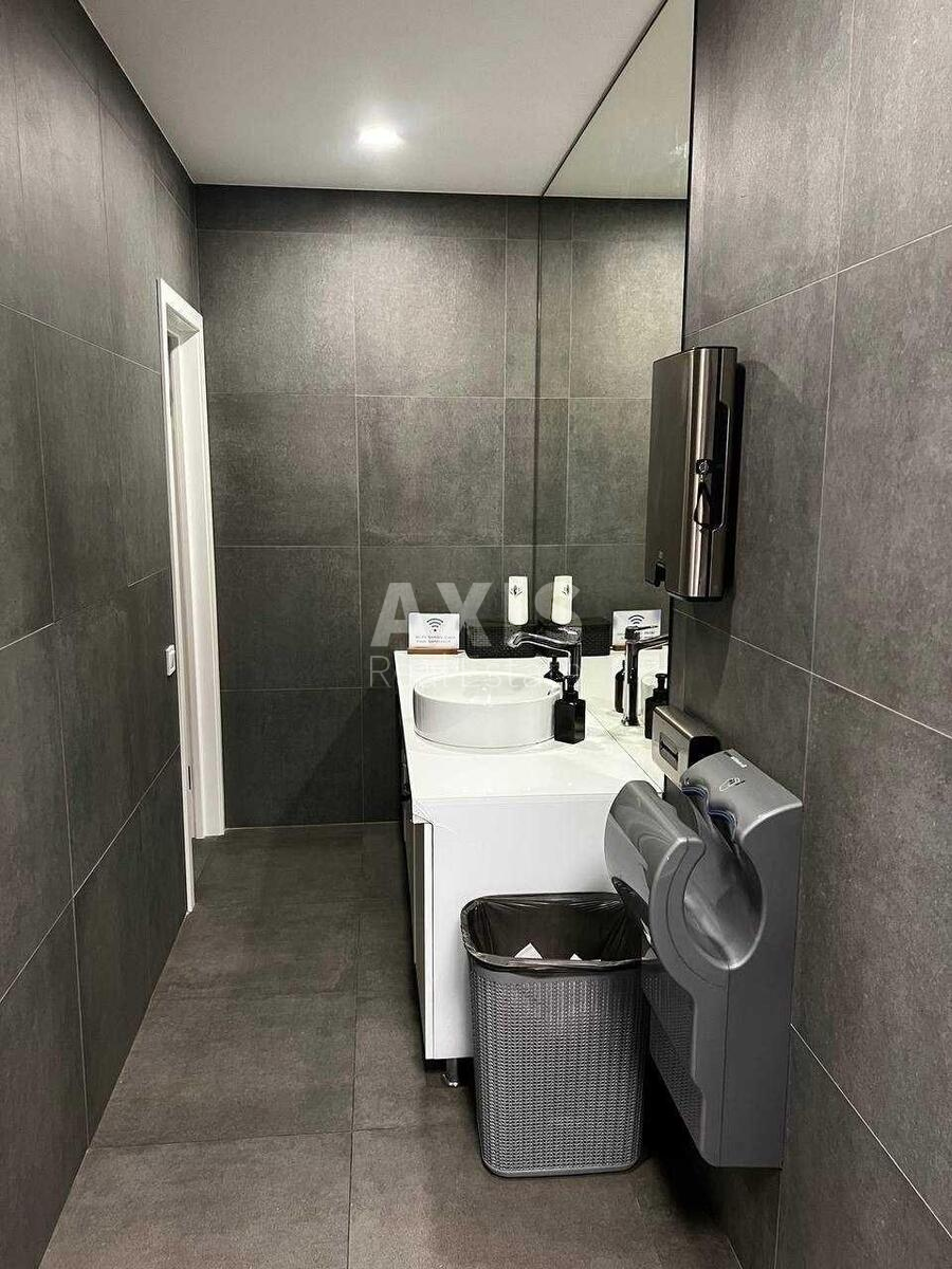 Office vul. Volodymyrs'ka 38, 375m2517069