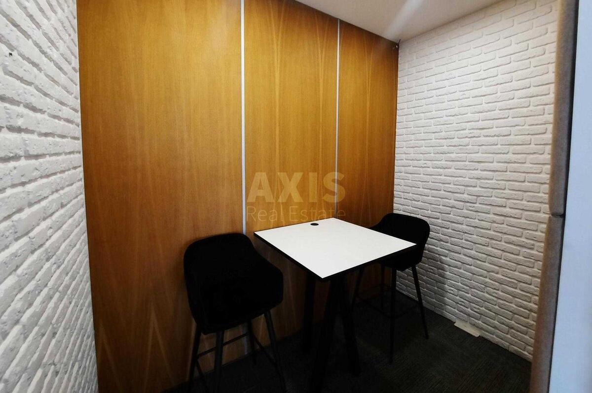 Office pl. Sportyvna 1А, 280m2570636
