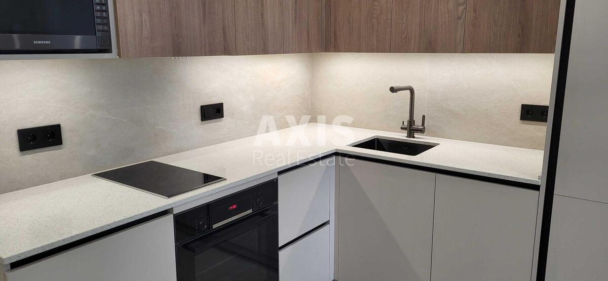 1к квартира вул. Ушакова Миколи 1В