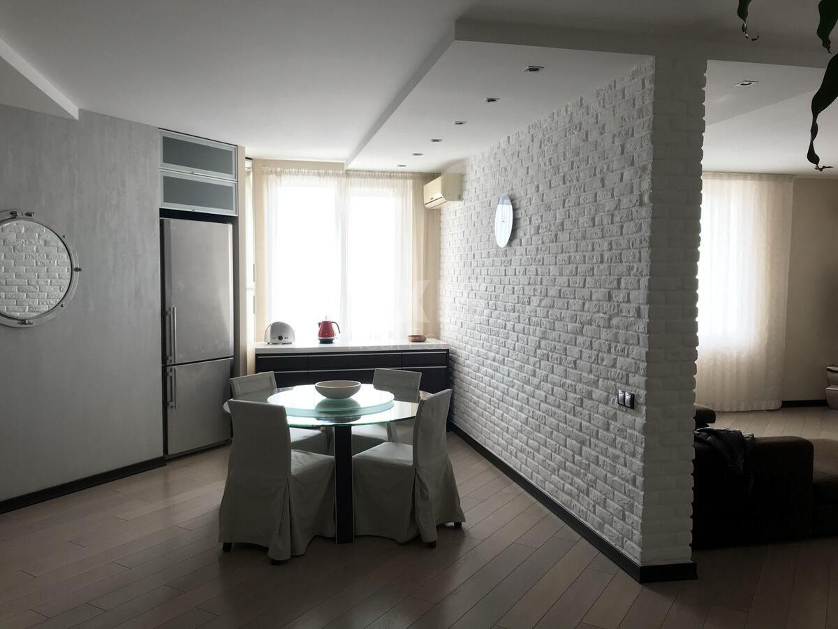 3k apartment vul. Amosova Mykoly 4565331