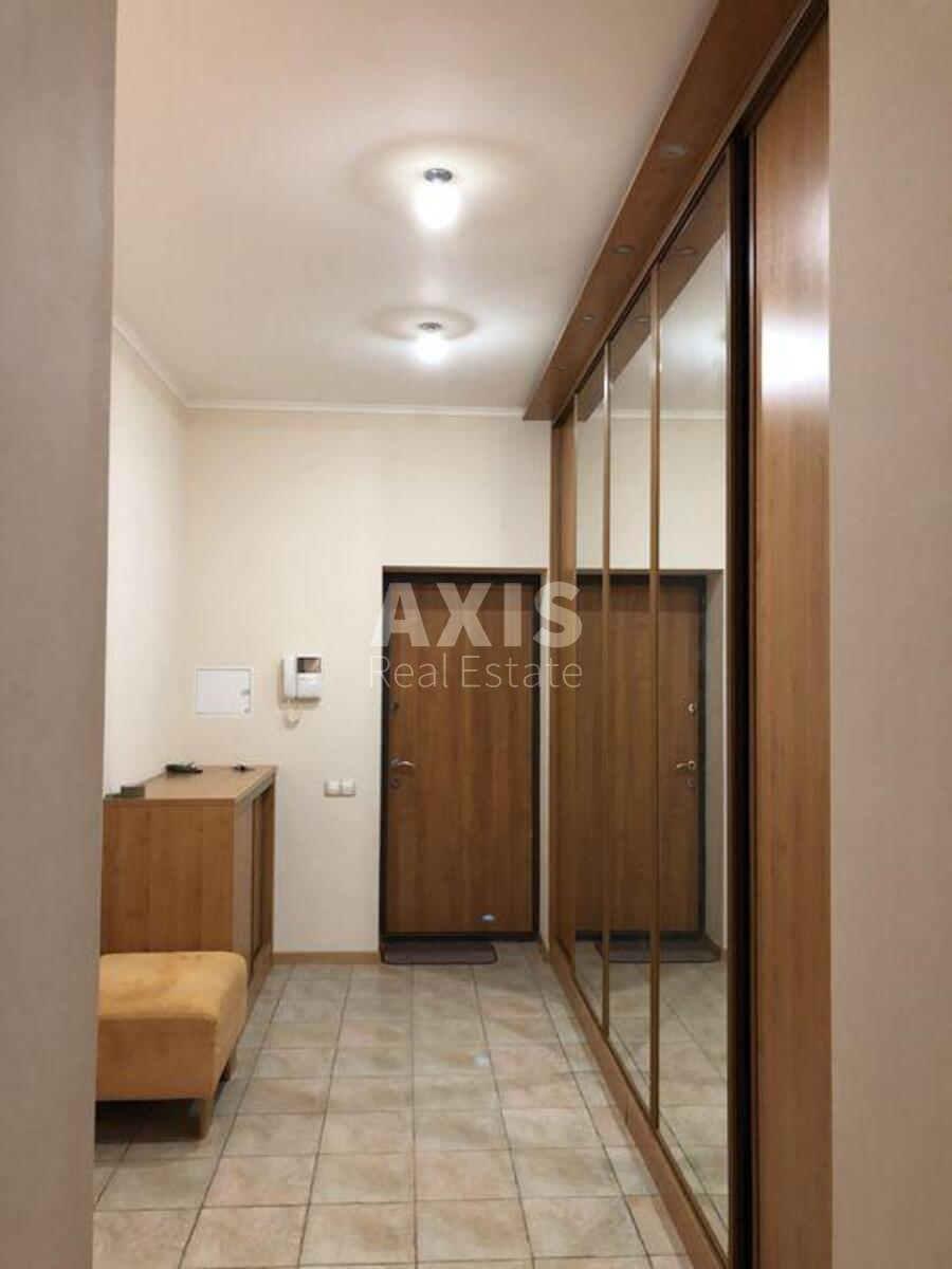 3k apartment pr-t Geroi'v Stalingrada 80