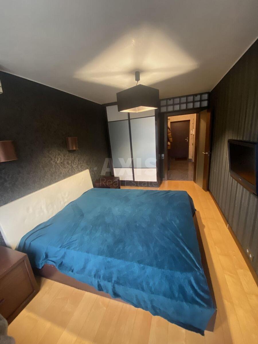 1k apartment prov. Vynogradnyj 60