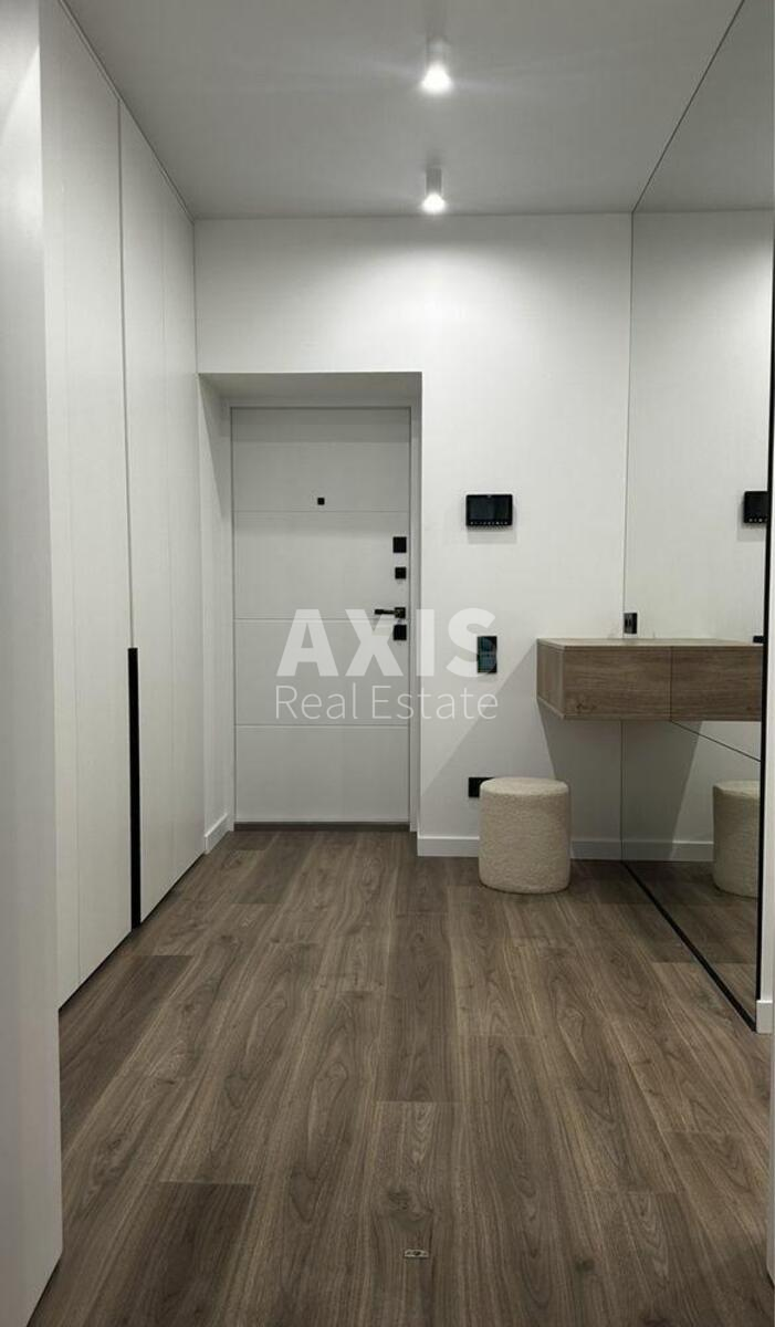 2k apartment vul. Staronavodnyc'ka 64