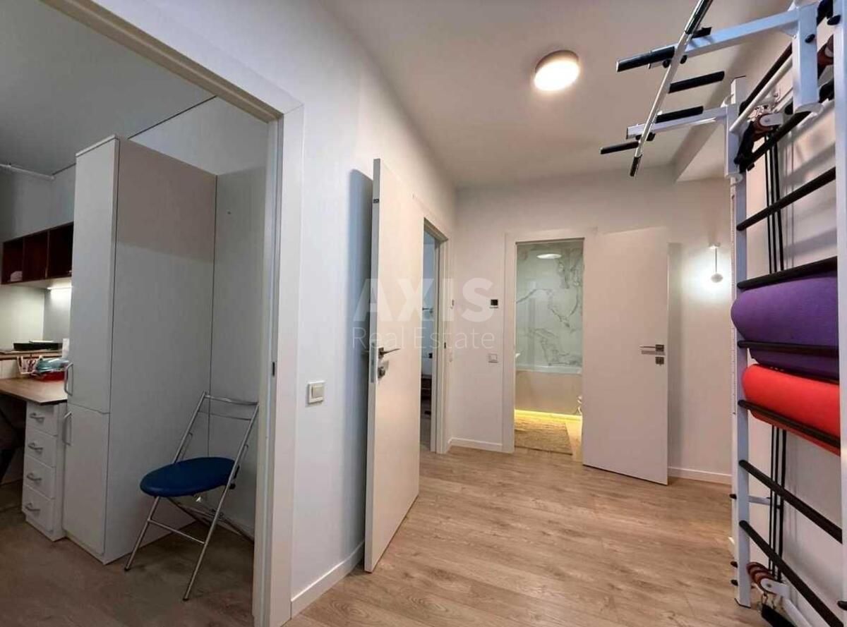 3k apartment vul. Gogolivs'ka 37/2620079