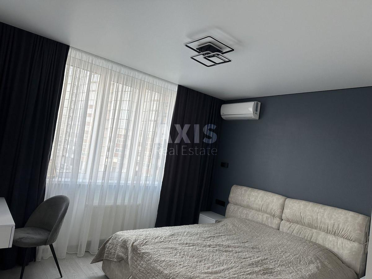 3k apartment vul. Zabolotnogo Akademika 153