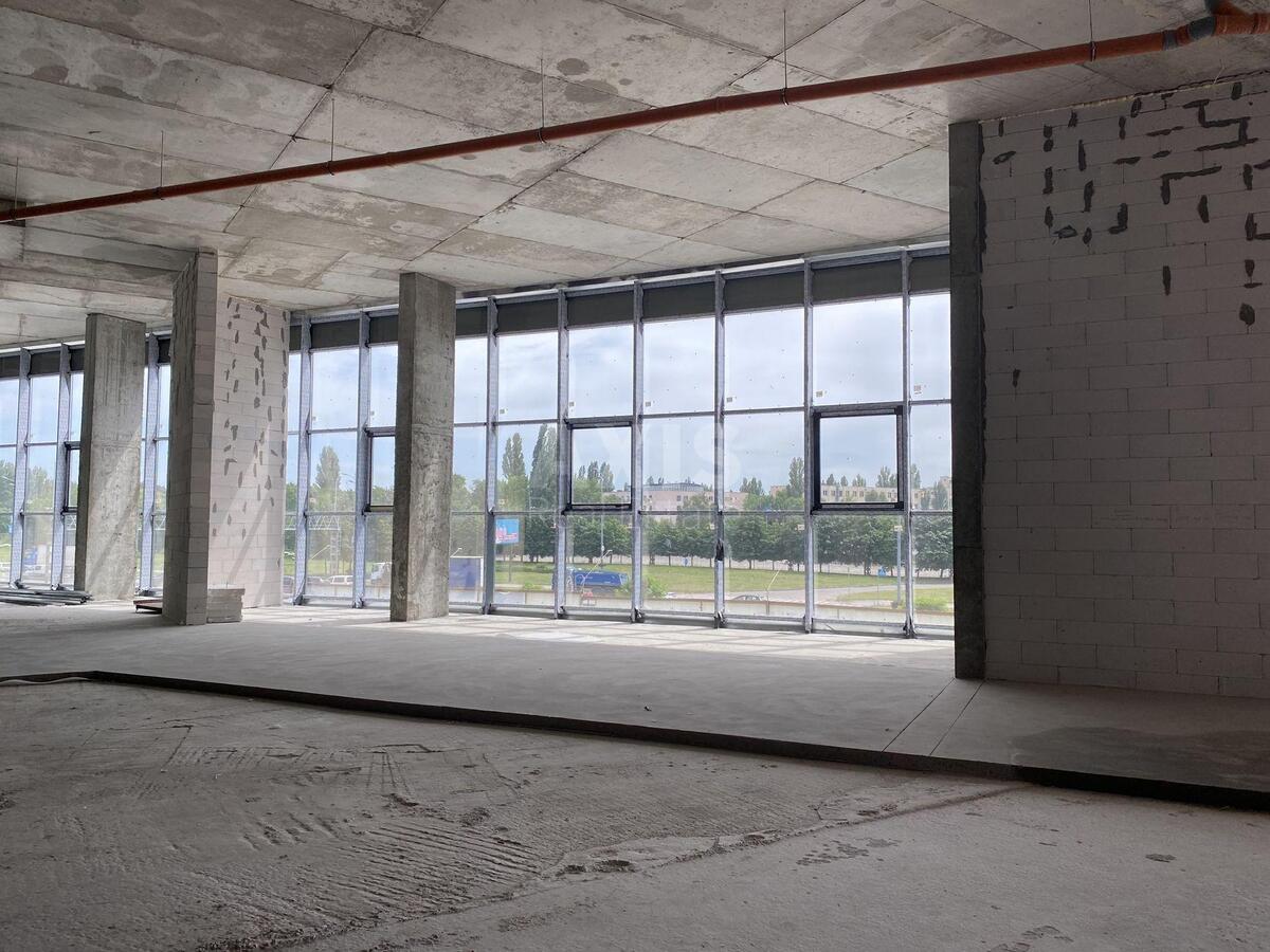 Объект торговли пр-т Бажана Николая 17А, 35м2635594